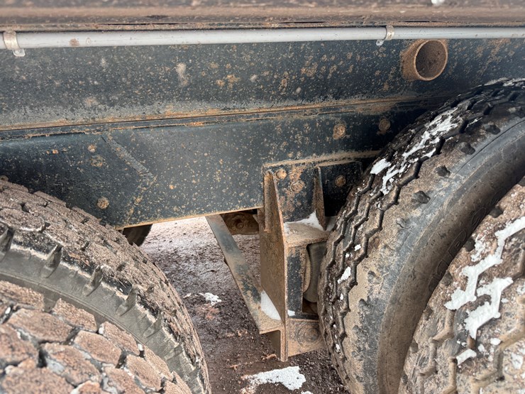 #1056-•-1989-mack-quad-axle-dump-truck-image-36