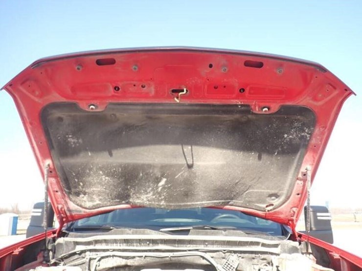 2022-chevrolet-2500hd-image-65