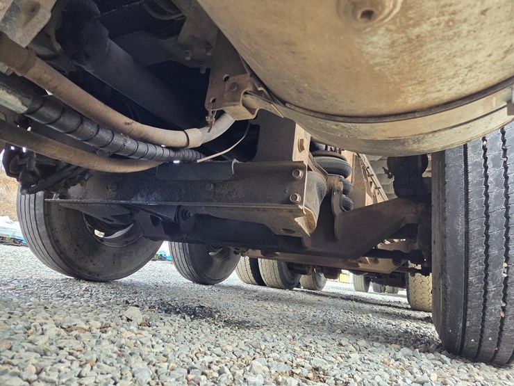 2006-massey-ferguson-8-image-41