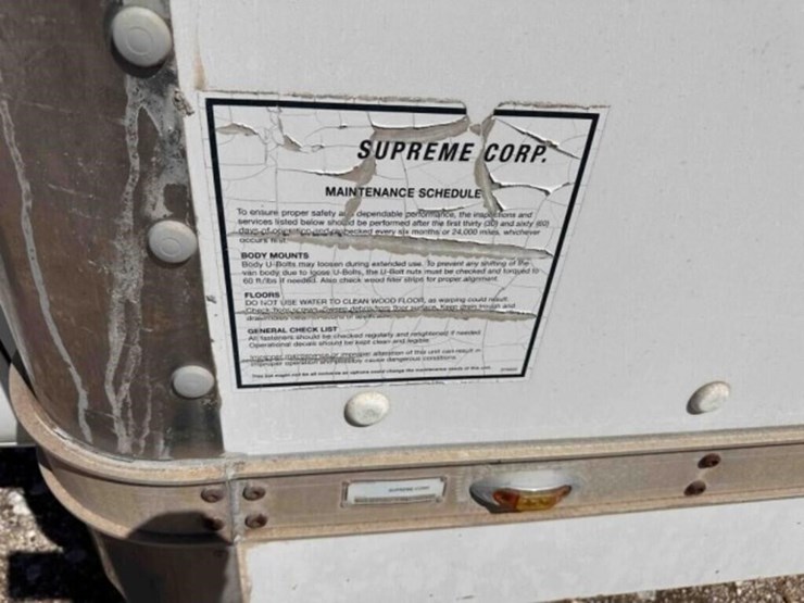 2001-gmc-3500-image-14