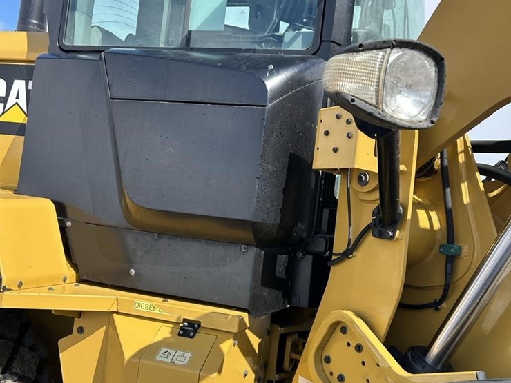 2016-caterpillar-930m-image-108