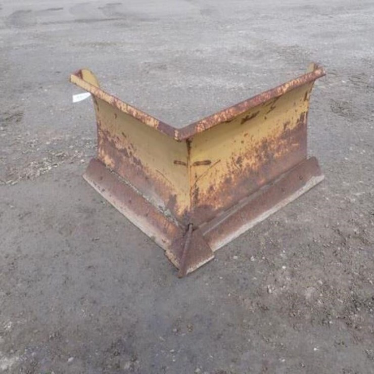 4 Ft V-Plow 045352