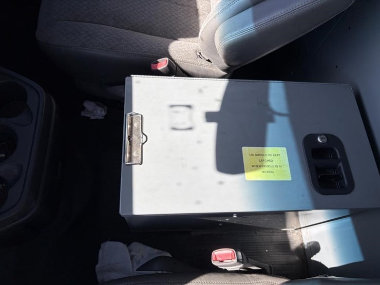 2014-utility-van-image-19