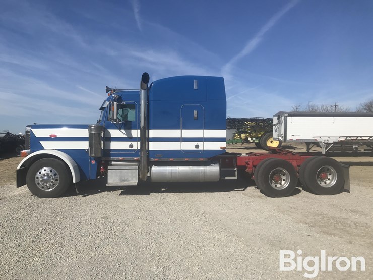 2001-peterbilt-379-image-8