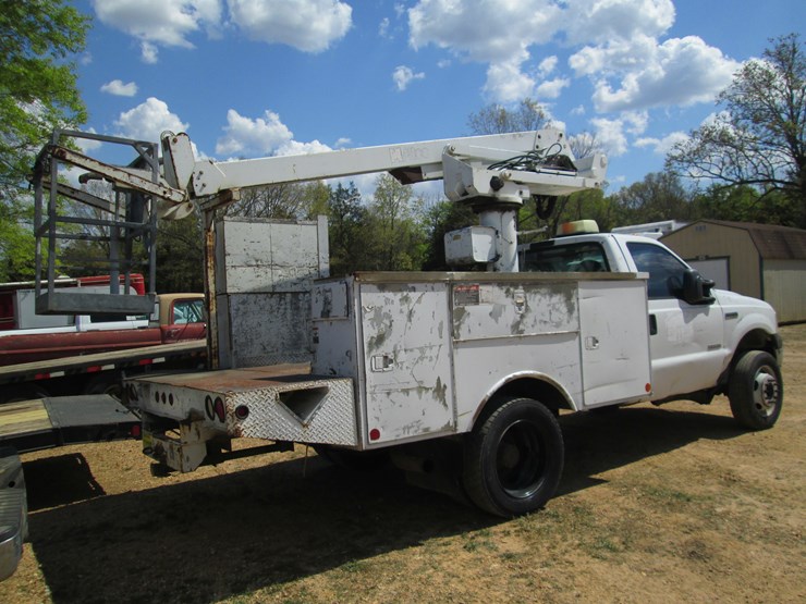 2007-ford-f550-image-3