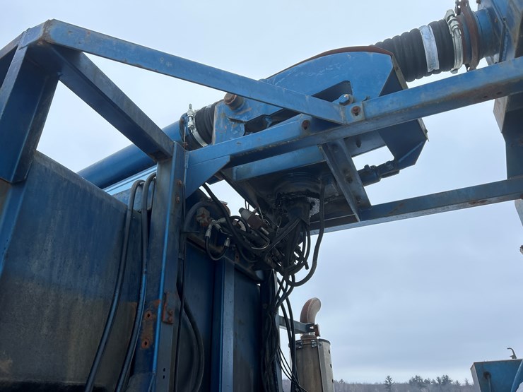 1990-ford-l9000-image-24