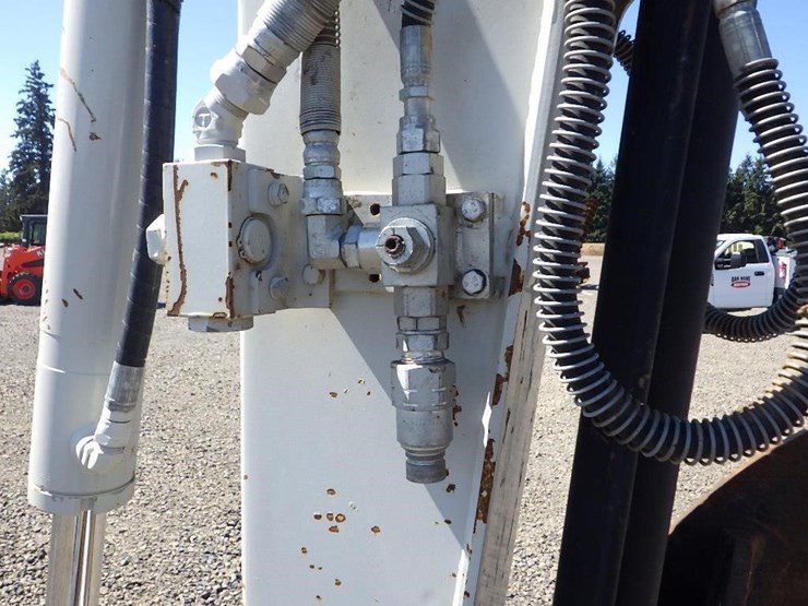 takeuchi-tb260-image-19