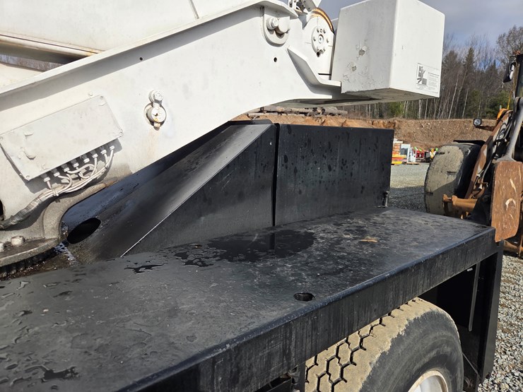 massey-ferguson-8-image-27