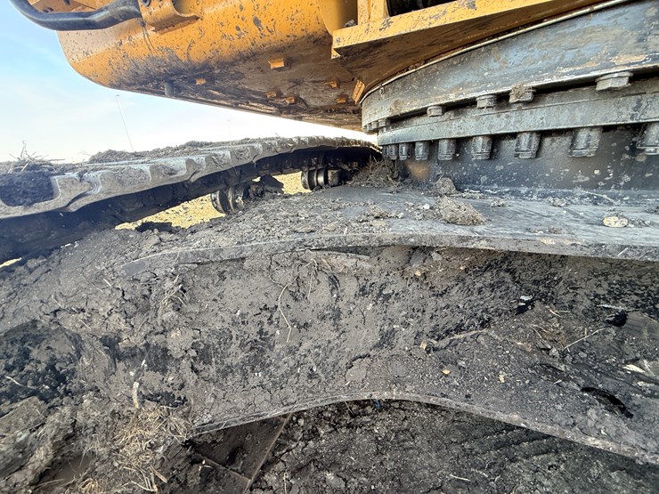 caterpillar-340-image-63