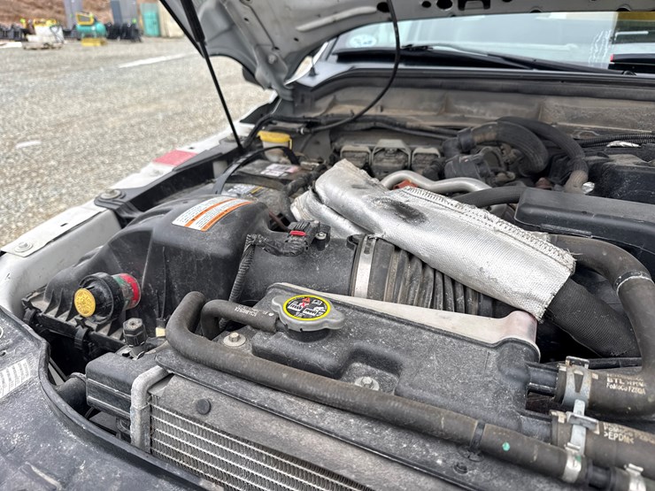 2015-ford-f550-image-15