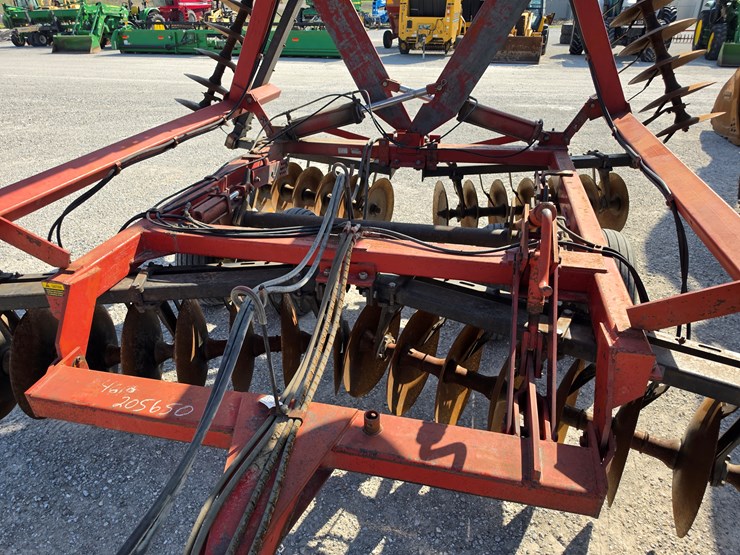 international-496-image-4