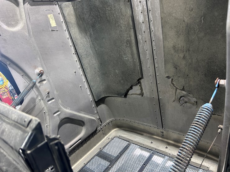 2007-peterbilt-379-image-117