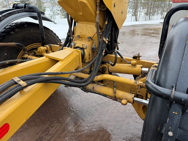 caterpillar-160m-image-89