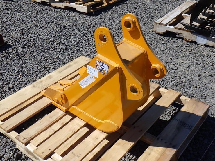 caterpillar-307-image-2