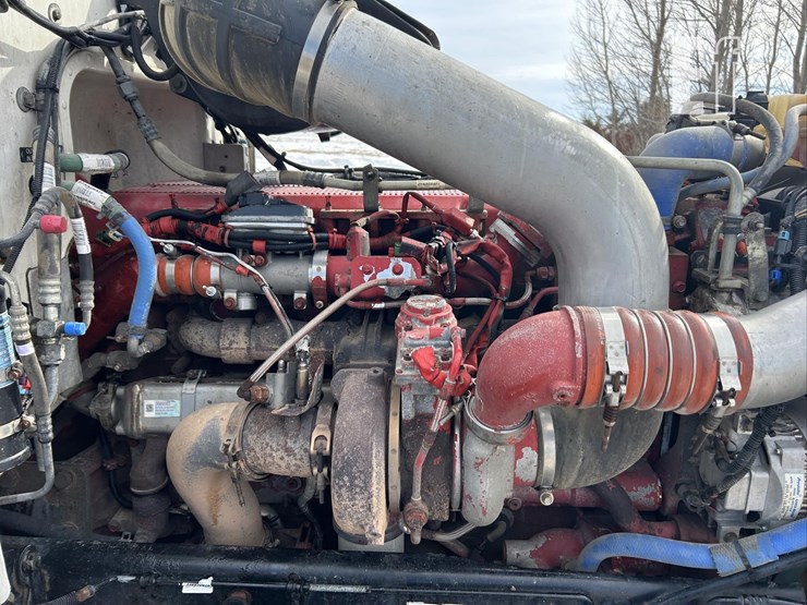 2012-peterbilt-386-image-44