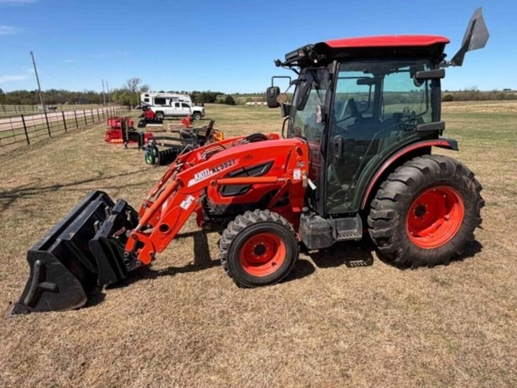 2018-kioti-dk4210-se-tractor-image-5