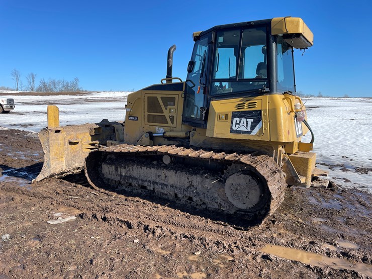 2011-caterpillar-d6k-image-3