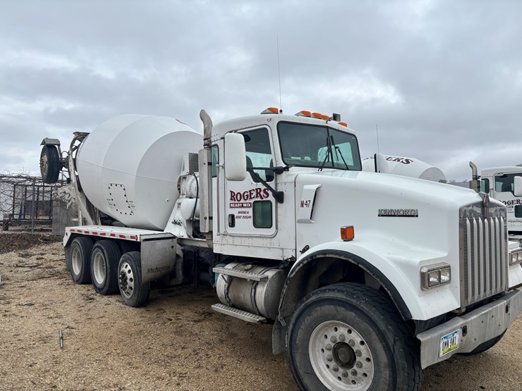 2004-kenworth-w900-image-6