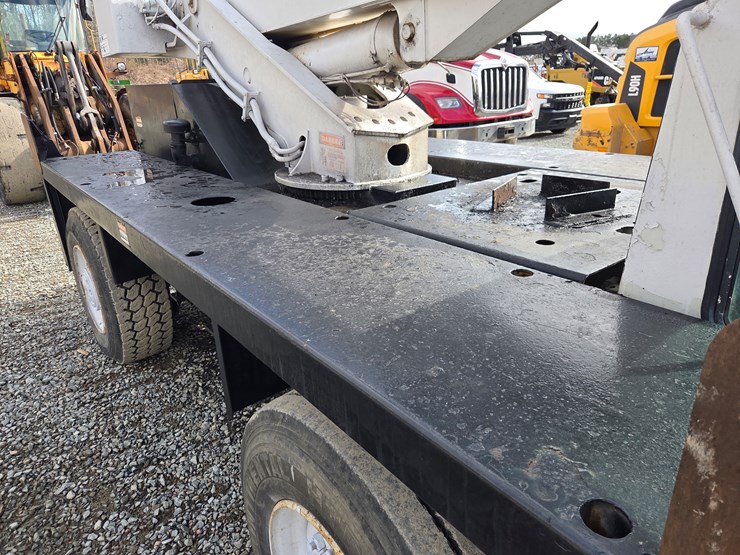 massey-ferguson-8-image-25