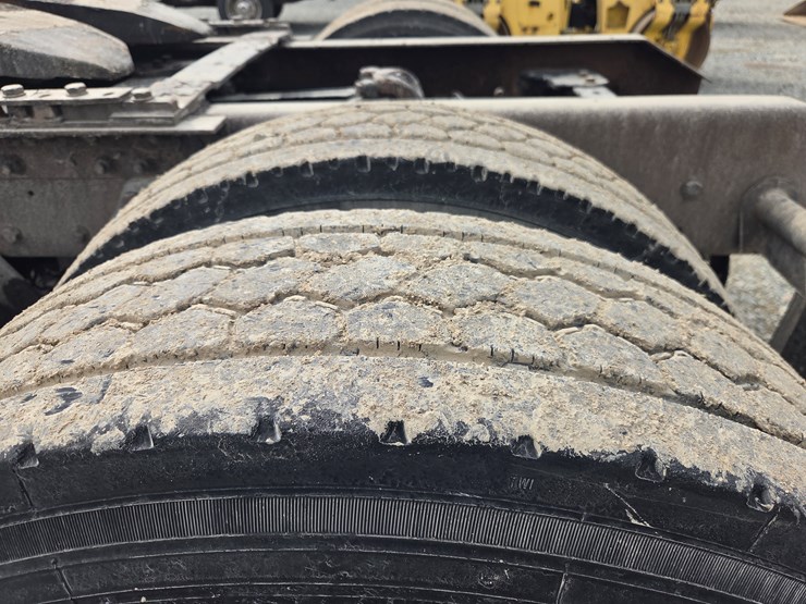 2005-kenworth-t600-image-88