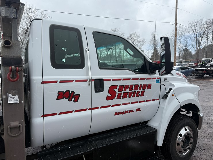 2018-ford-f650-image-34