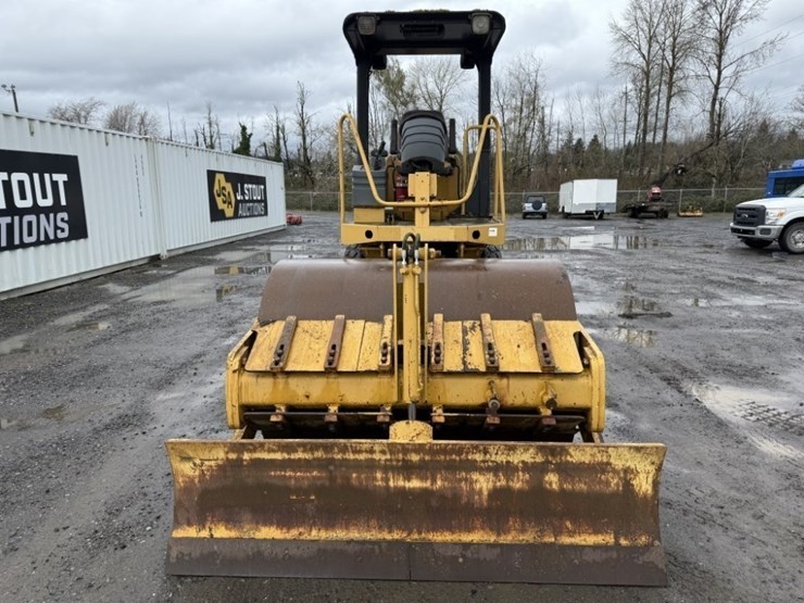 2005-caterpillar-cs-433e-image-8