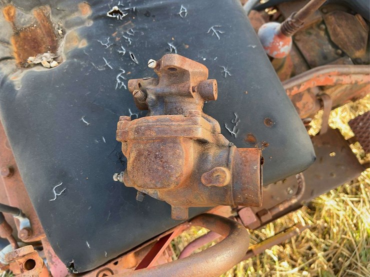 international-parts-tractor-image-25