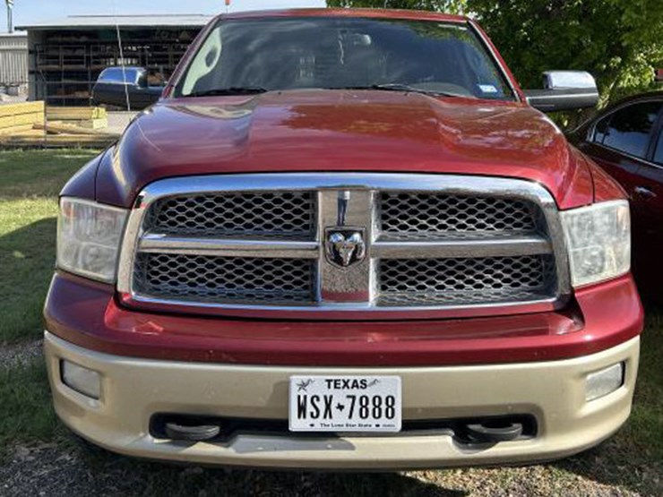 2012-dodge-ram-1500-image-2