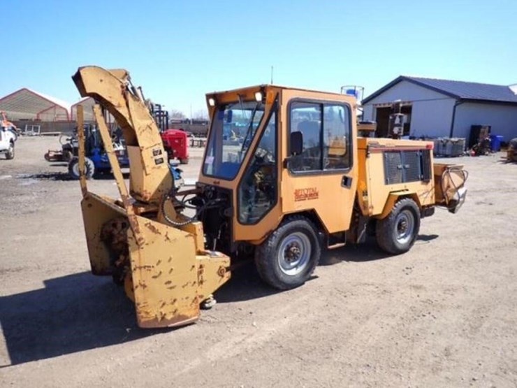 2002-trackless-mt5t-image-1