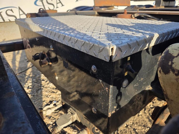 2006-massey-ferguson-8-image-40