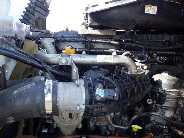 2018-freightliner-cascadia-125-image-15