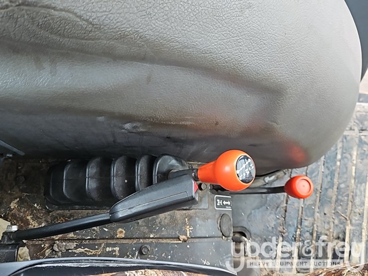 2023-kubota-l6060-image-15