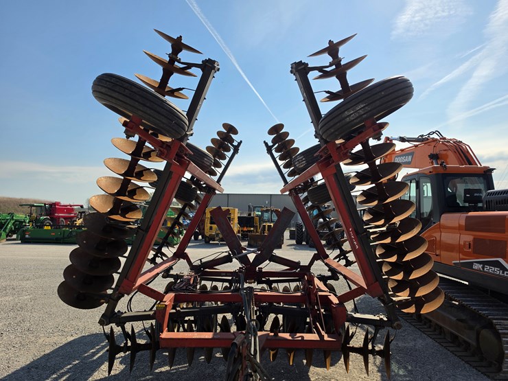 international-496-image-3