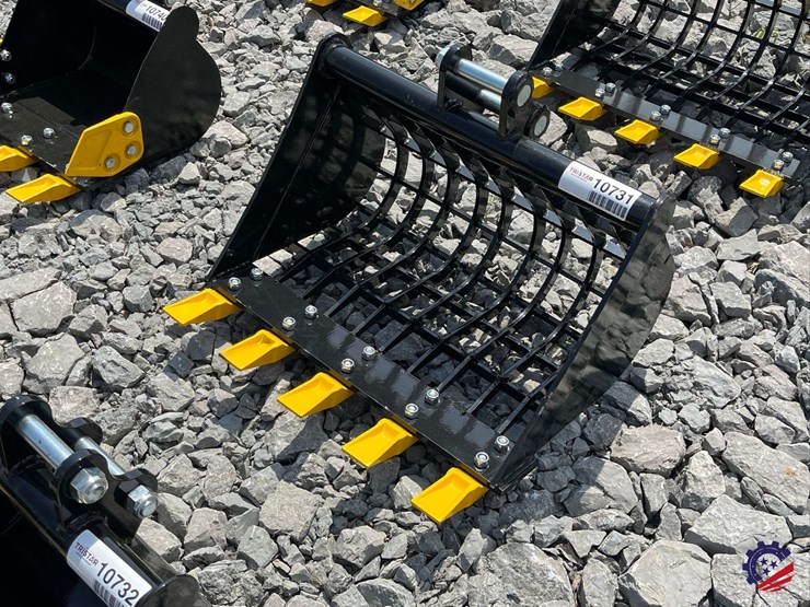 unused-2026-ce-24"-grid-bucket-image-1