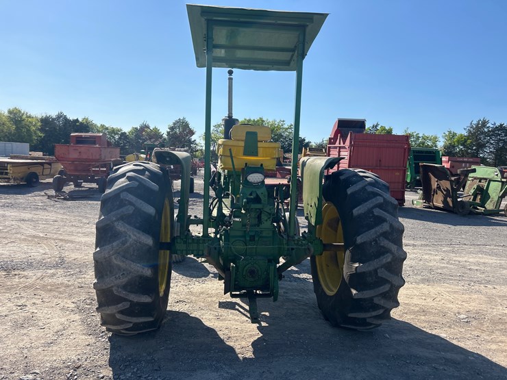john-deere-4010-image-6