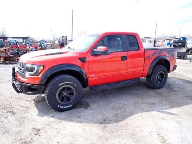 2010-ford-f150-raptor-image-1