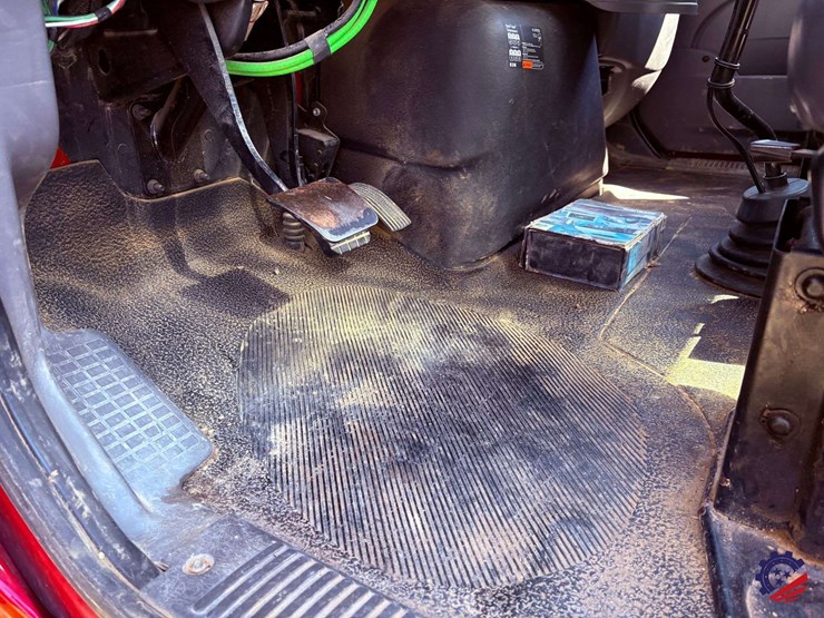 2007-international-7400-image-46