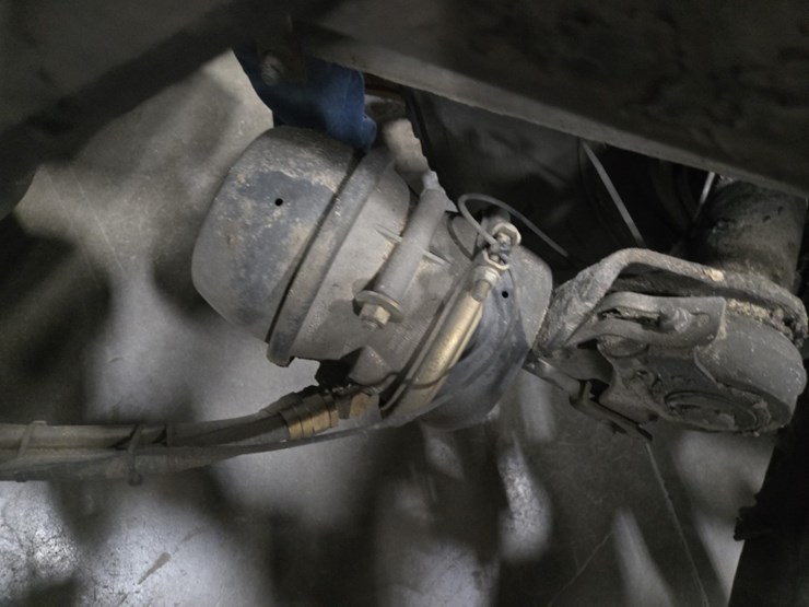 2015-kenworth-t680-image-35