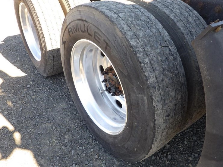 2012-international-prostar-image-25