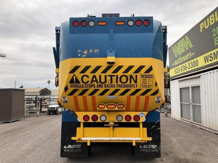 2018-peterbilt-520-image-5