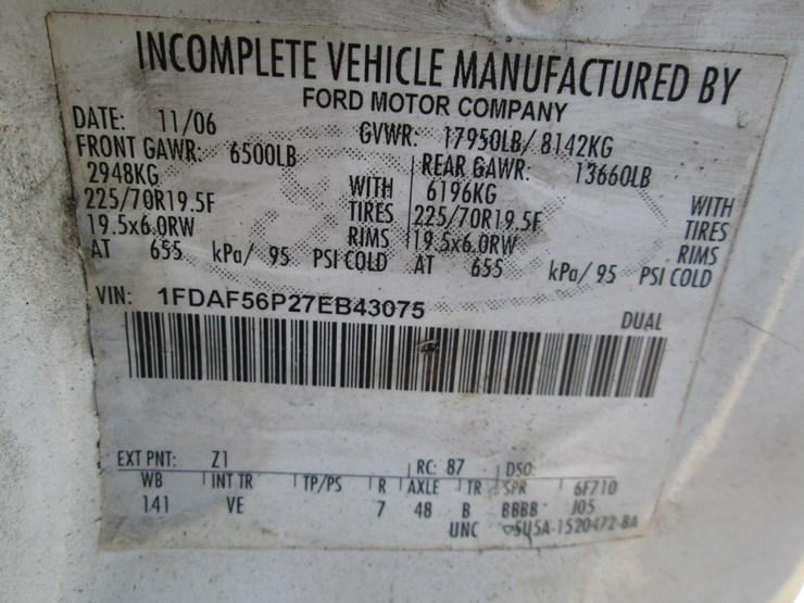 2007-ford-f550-image-58