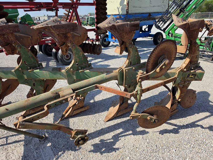 john-deere-4600-image-3