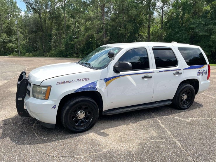 2012-chevrolet-tahoe-image-1