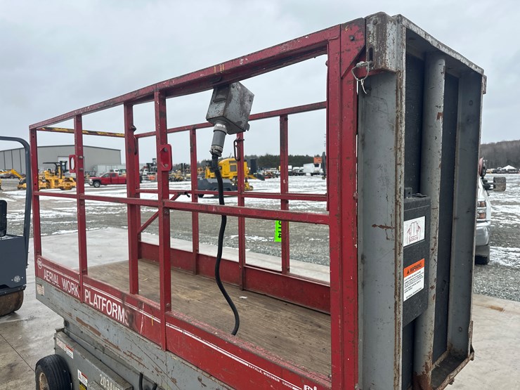 massey-ferguson-8-image-12