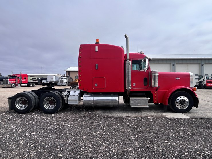 1998-peterbilt-379-image-6