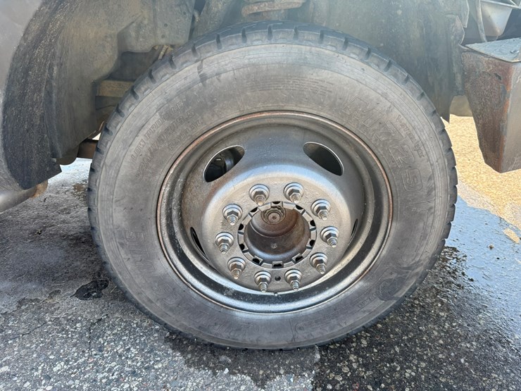 #2049-•-2015-ram-5500-heavy-duty-service-truck-image-50