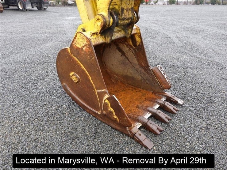 1999-kobelco-sk135sr-lc-image-3