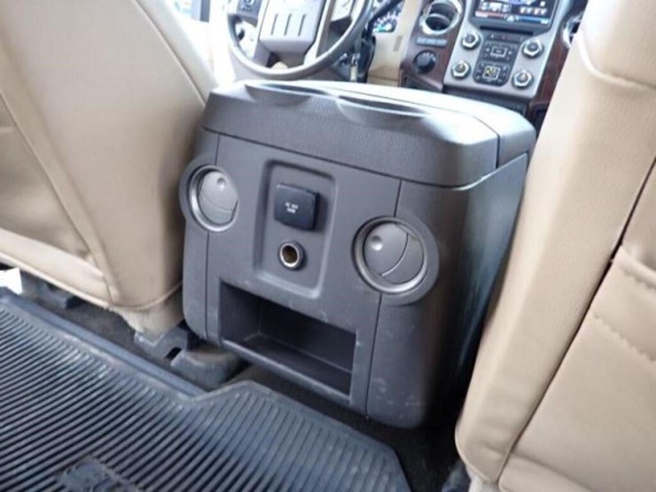 2015-ford-f450-lariat-image-26