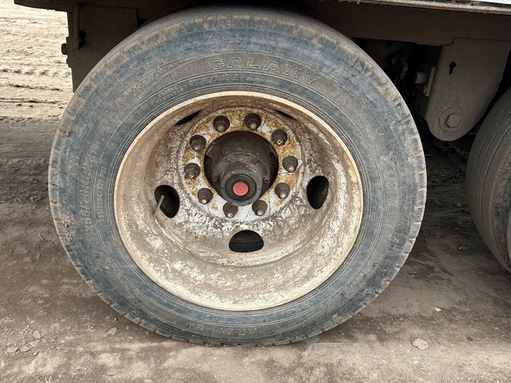 2000-wilkens-walking-floor-image-49