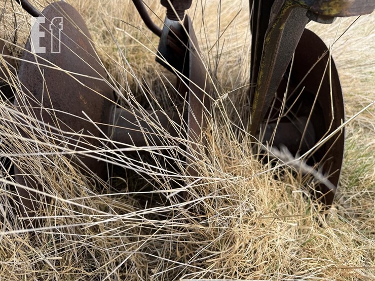 john-deere-230-image-9